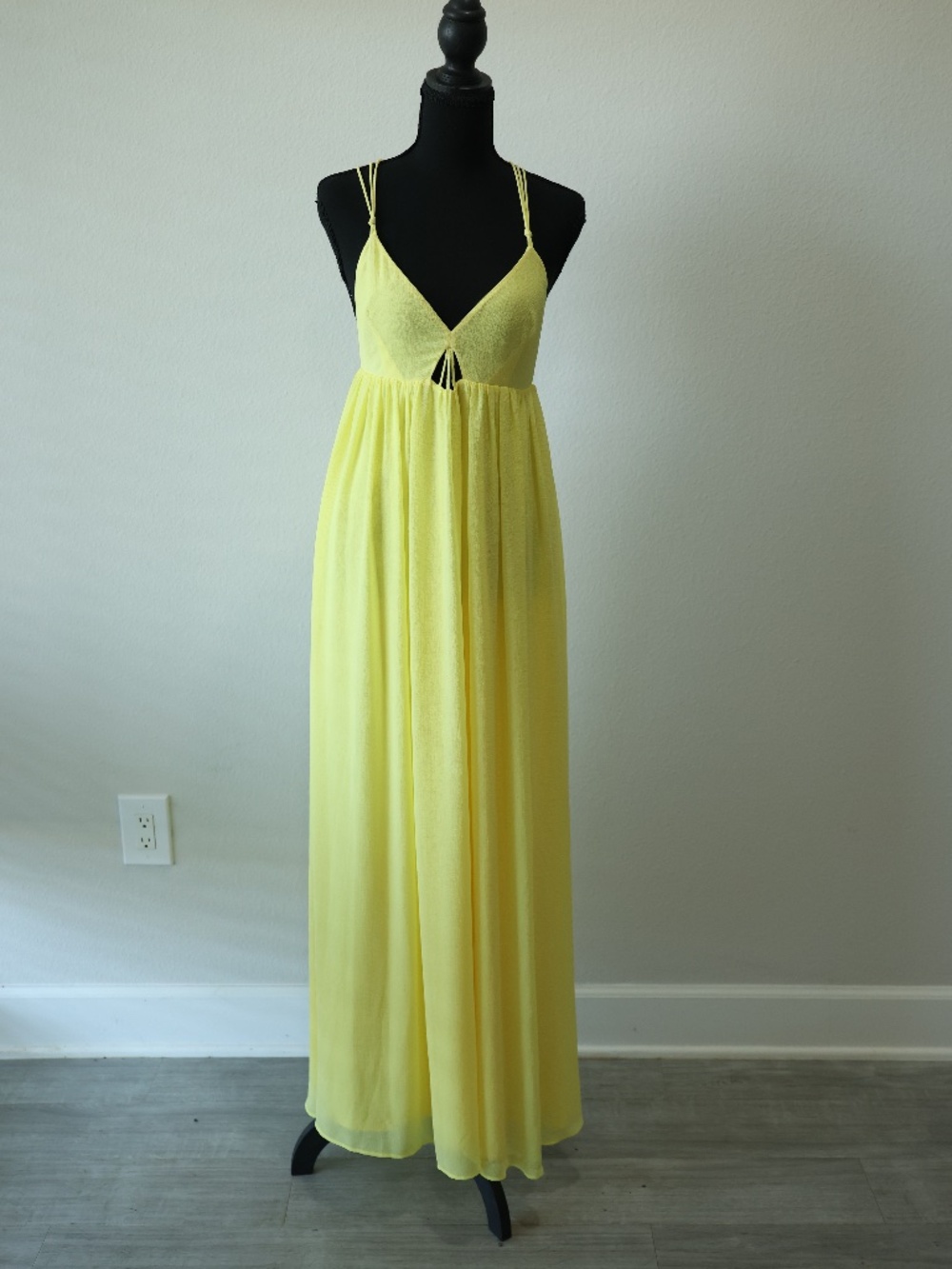 Stunning backless maxi dress